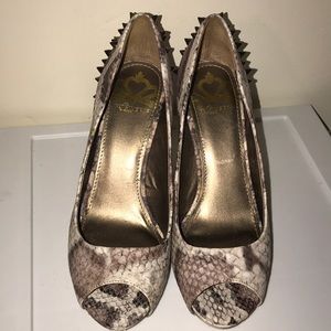 Fergalicious used shoes